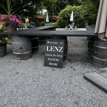 Lenz Winery - Wineries Near Me - Peconic, New York