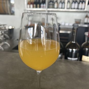 Lodi Crush - Cute little place with live entertainment - Wine Bars Near Me - Lodi, California