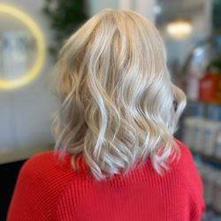 Bloom Beauty Bar - Platinum Blonde journey by stylist Ashley Ledbetter