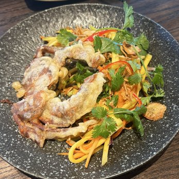 Chu Mai - Mango salad with soft shell crab - Pan Asian Near Me - Sacramento, California Chu Mai - Mango salad with soft shell crab - Pan Asian Near Me - Sacramento, California