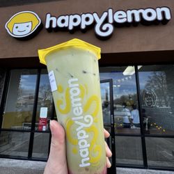 Happy Lemon - S8. Strawberry Matcha Latte ($7.95)
