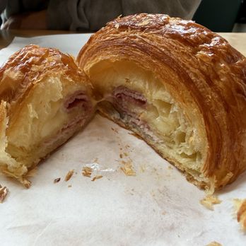 Arsicault - Bakeries Near Me - San Francisco, California