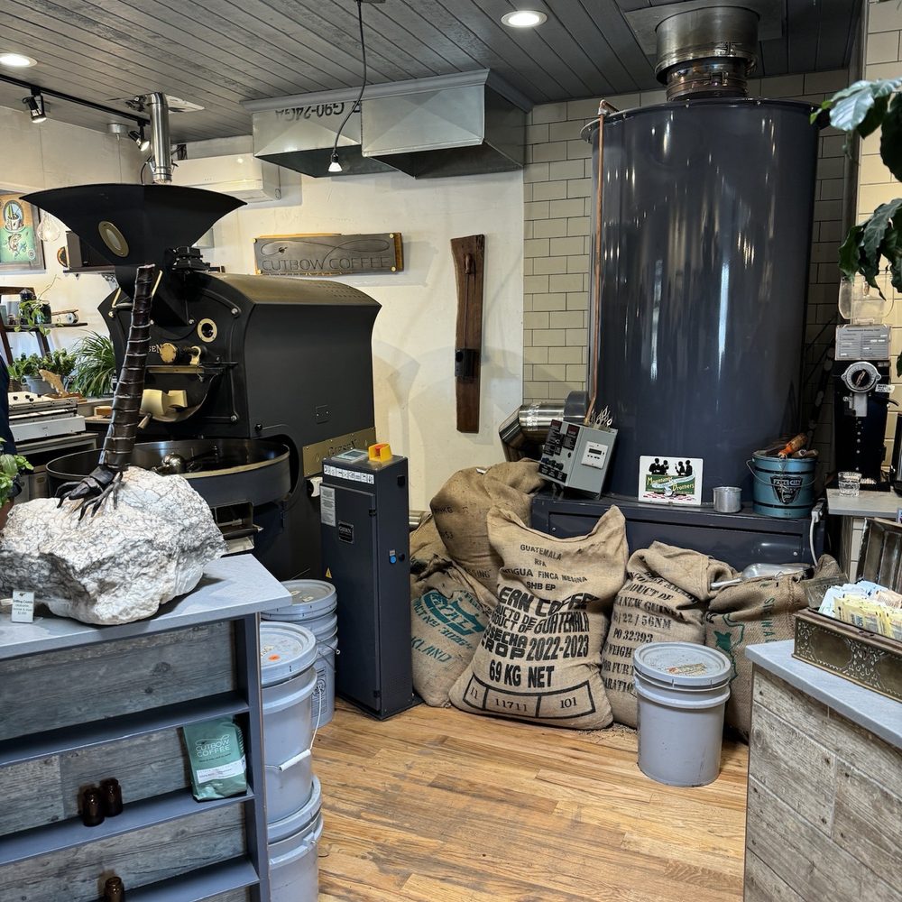 Cutbow Coffee Roastology - Coffee Roasteries Near Me - Albuquerque, New Mexico