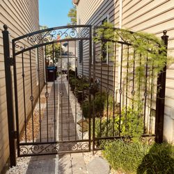 Watt Welding & Installations - This gate stops walkers and cars with its beauty.