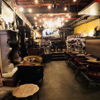 The Morrissey Pub - Pubs Near Me - Vancouver, British Columbia