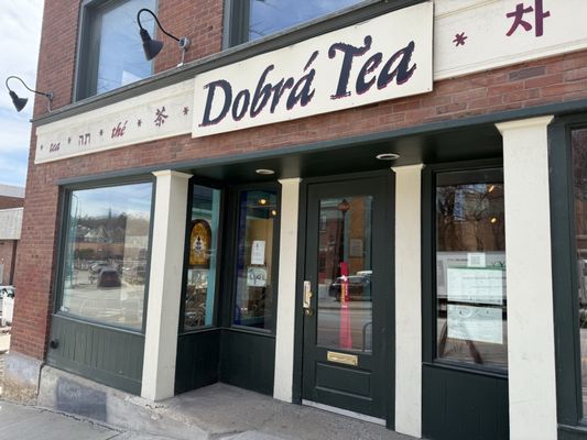 Dobra Tea by null