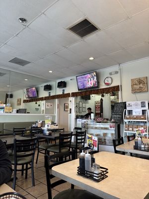 Wayang Restaurant Halal by null