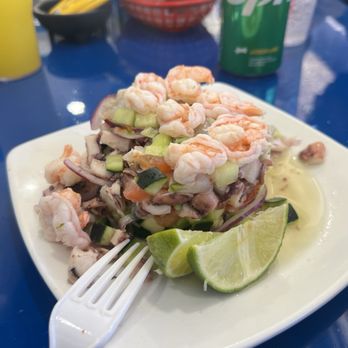 Mariscos El Barba Negra - Shrimp and octopus tower - Mexican Near Me - Fresno, California Mariscos El Barba Negra - Shrimp and octopus tower - Mexican Near Me - Fresno, California