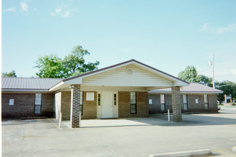 LIGHTFOOT WILLIAM E DR Updated August 2024 2117 Broad St, Selma