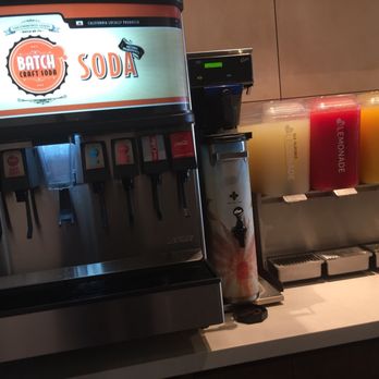Urbane Cafe - Lemonades- watermelon mint or mango or old fashioned - Sandwiches Near Me - Pasadena, California