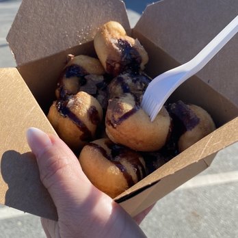 Little oOtie's Mini Donuts - Peanut butter cup donuts - Donuts Near Me - White Rock, British Columbia Little oOtie's Mini Donuts - Peanut butter cup donuts - Donuts Near Me - White Rock, British Columbia