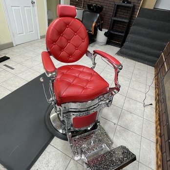 Pat’s Barbershop - Comfortable retro chairs! - Barbers Near Me - Staten Island, New York Pat’s Barbershop - Comfortable retro chairs! - Barbers Near Me - Staten Island, New York
