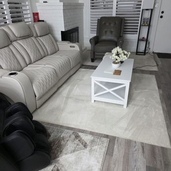 Fresh House Everyday - Front living room - Home Cleaning Near Me