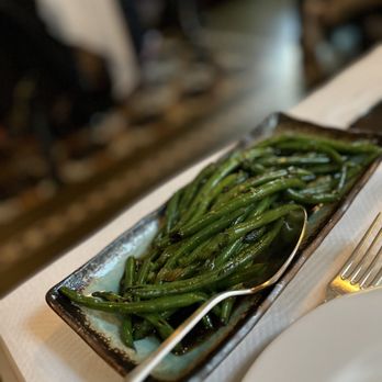 Le Colonial - Spicy green beans - good however wish they were a tad more spicy - Vietnamese Near Me - Chicago, Illinois