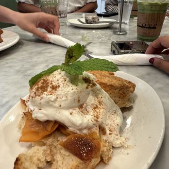 Alcove Café & Bakery - Bakeries Near Me - Los Angeles, California Alcove Café & Bakery - Bakeries Near Me - Los Angeles, California