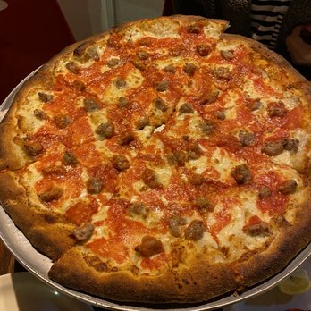 Arturo's - Large sausage pizza - Italian Near Me - New York, New York Arturo's - Large sausage pizza - Italian Near Me - New York, New York