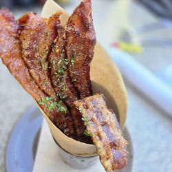 Lazy Dog Restaurant & Bar - Bacon candy