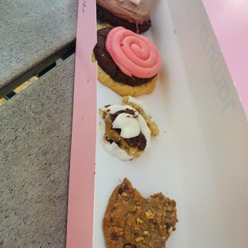 Crumbl - Menifee - Frozen Hot Cocoa, Neapolitan, Cinnamon Swirl, Walnut Chocolate Chip - Bakeries Near Me - Menifee, California Crumbl - Menifee - Frozen Hot Cocoa, Neapolitan, Cinnamon Swirl, Walnut Chocolate Chip - Bakeries Near Me - Menifee, California