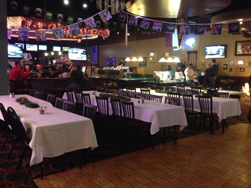 CJ’S SPORTS BAR & GRILL Updated August 2024 16 Photos & 22 Reviews 1010 N Austin Ave