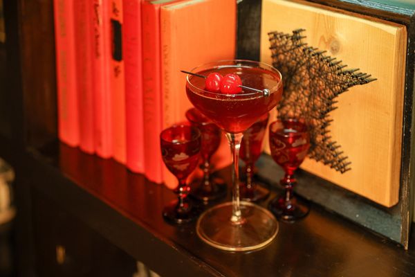Upstairs Cocktail Bar by null