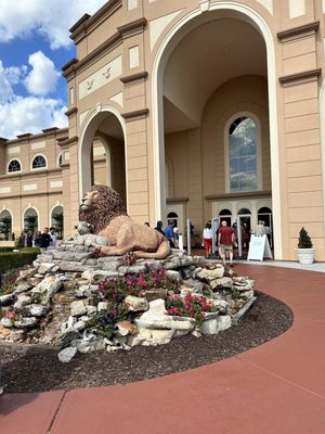 Sight & Sound Theatres by null