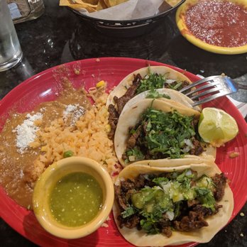 El Rincon Zacatecano - Carne Asada Tacos (Beef) and Chips and Salsa - Mexican Near Me - Manchester, New Hampshire El Rincon Zacatecano - Carne Asada Tacos (Beef) and Chips and Salsa - Mexican Near Me - Manchester, New Hampshire