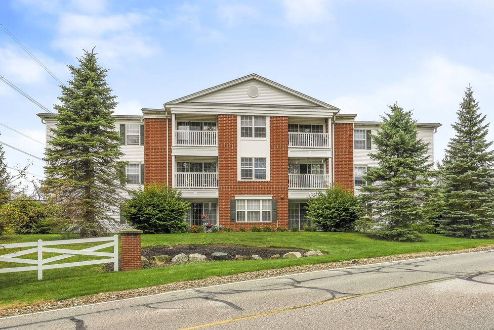 EATON RIDGE APARTMENTS Updated October 2024 13 Photos 201 Eaton