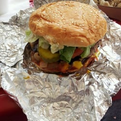 Five Guys - Umm good