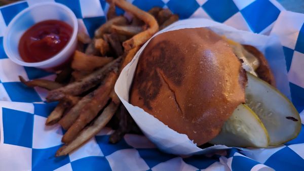 garden district by null