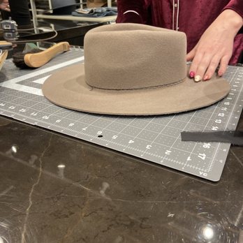Ariat - Hat Doctor - Shoe Stores Near Me - Studio City, California
