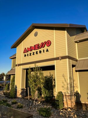 Annesso Pizzeria by null