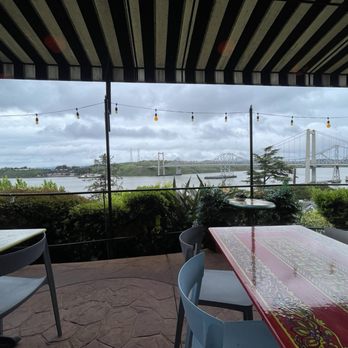 The Dead Fish - Seafood Near Me - Crockett, California