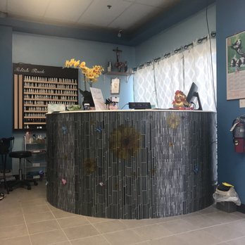 Sky Nails - Nail Salons Near Me - North Liberty, Iowa