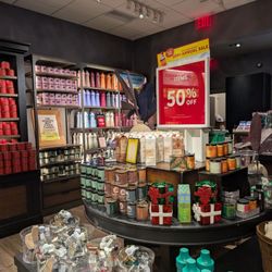 Bath & Body Works