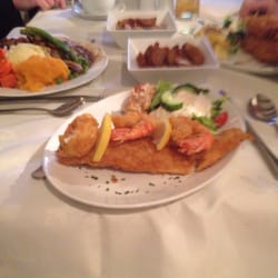 Jolly Sailor - Fish and chips are off the charts!!! Amazing