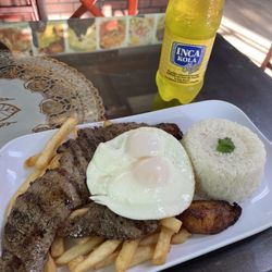 Peru Sabroso Don Lucho - Tasty steak, fried eggs, rice and French fried platter