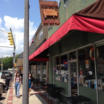 SAW's BBQ - Restaurant Exterior - Barbeque Near Me - Homewood, Alabama