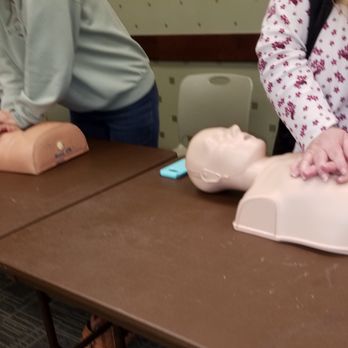 Newnan CPR & AED - Adult Chest Compressions . - CPR Classes Near Me - Newnan, Georgia Newnan CPR & AED - Adult Chest Compressions . - CPR Classes Near Me - Newnan, Georgia