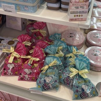 Ebisu Life Store - Snoopy chocolates - Cosmetics & Beauty Supply Near Me - Alhambra, California
