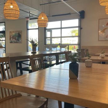 Frontside Cafe - Coffee & Tea Near Me - Ventura, California
