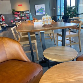Starbucks - tables and chairs in a coffee shop - Coffee & Tea Near Me - Greenville, South Carolina Starbucks - tables and chairs in a coffee shop - Coffee & Tea Near Me - Greenville, South Carolina