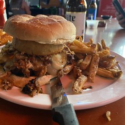 Hogworth burger with fries