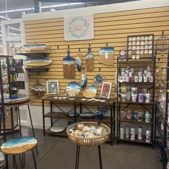 Painted Tree Boutiques - Accessories Near Me - Gilbert, Arizona