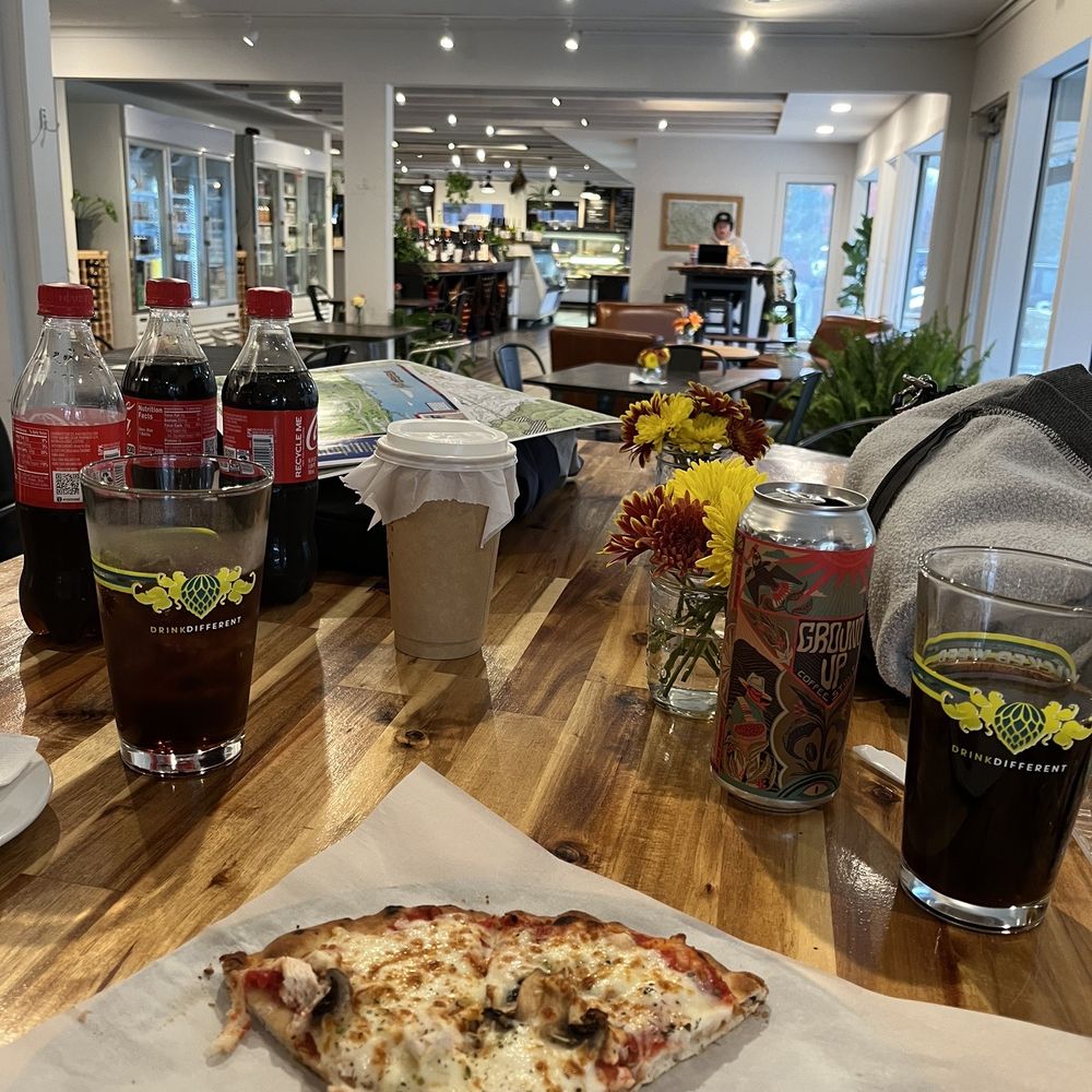Last couple of pizza slices inside with a soup-to-go, beers & sweet tea. Last couple of pizza slices inside with a soup-to-go, beers & sweet tea.