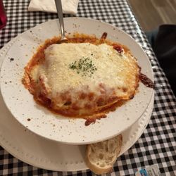 Tomanetti's Pizza - Lasagna