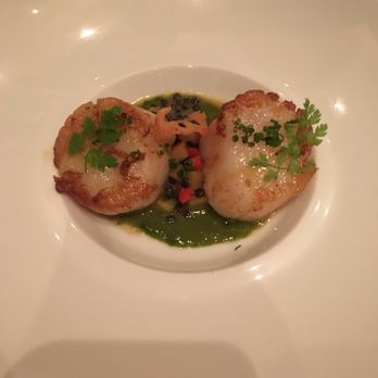 Gary Danko - Seared Sea Scallops with Lentils, Roasted Peppers, Potatoes, Parsley and Madras Curry Vinaigrette - New American Near Me - San Francisco, California