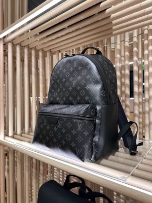 Louis Vuitton Maui Wailea by null