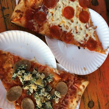 Benny Palmetto's - Pizza Near Me - Mount Pleasant, South Carolina Benny Palmetto's - Pizza Near Me - Mount Pleasant, South Carolina