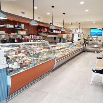 Blu Blu Greek Kitchen - Everything In Here Looks Incredibill - Greek Near Me - East Hanover, New Jersey