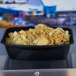 Mai City Food Truck - Chicken lo mein